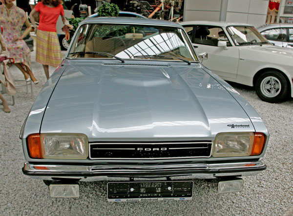 (21-1a)08-01-14_0851 1974 Ford Capri Ghia.jpg